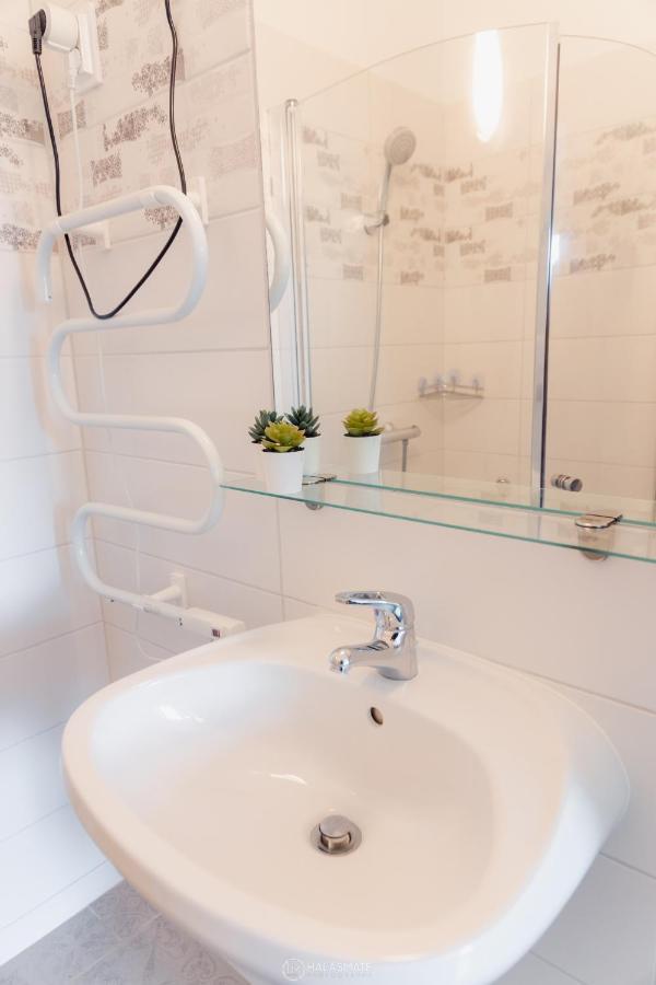 City Inn Сигетвар Экстерьер фото